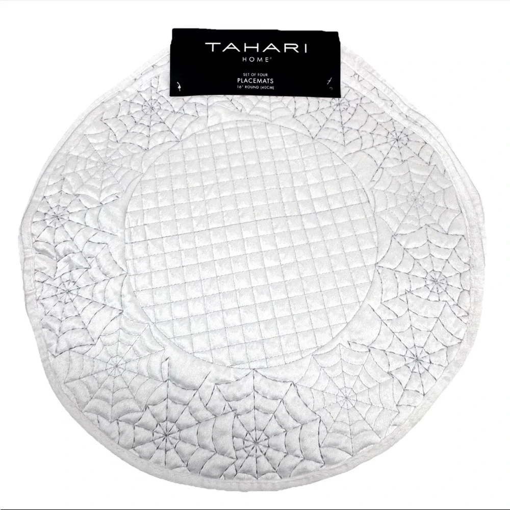 TAHARI HOME Web Border Quilted Placemats 15in Round